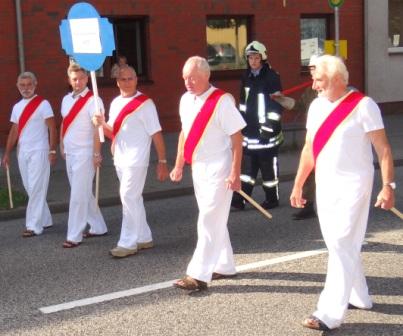 Bilder vom Festumzug aus Anlass des Jubilums 150 Jahre organisierter Sport in der Bernsteinstadt  Ribnitz-Damgarten am 24. August 2013. Foto: Eckart Kreitlow