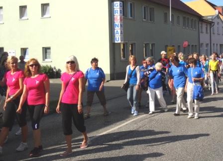 Bilder vom Festumzug aus Anlass des Jubilums 150 Jahre organisierter Sport in der Bernsteinstadt  Ribnitz-Damgarten am 24. August 2013 . Foto: Eckart Kreitlow