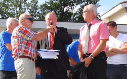 Bilder vom Festumzug aus Anlass des Jubilums 150 Jahre organisierter Sport in der Bernsteinstadt  Ribnitz-Damgarten am 24. August 2013 . Foto: Eckart Kreitlow