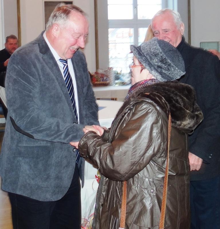 Ribnitz-Damgartens Bürgermeister Frank Ilchmann gab  zu seinem 60.Geburtstag am 8.Januar 2016 einen Empfang im Ribnitzer Rathaus. Fotos: Eckart Kreitlow
